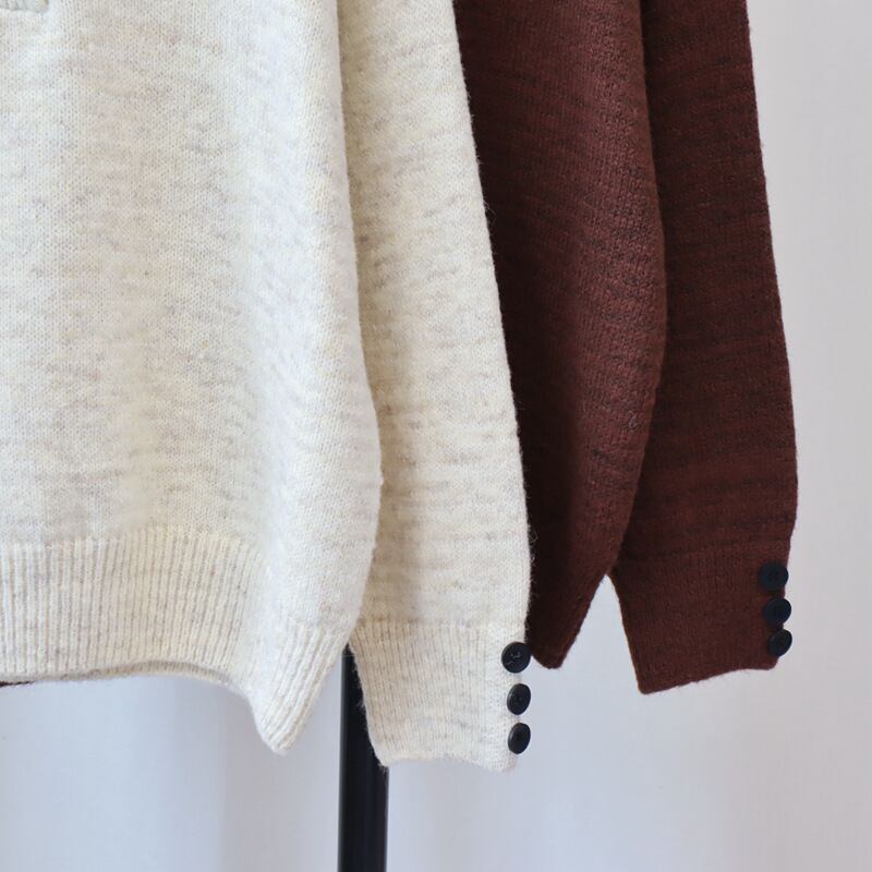 【tops】ボタンデザインニットセーター　M27817