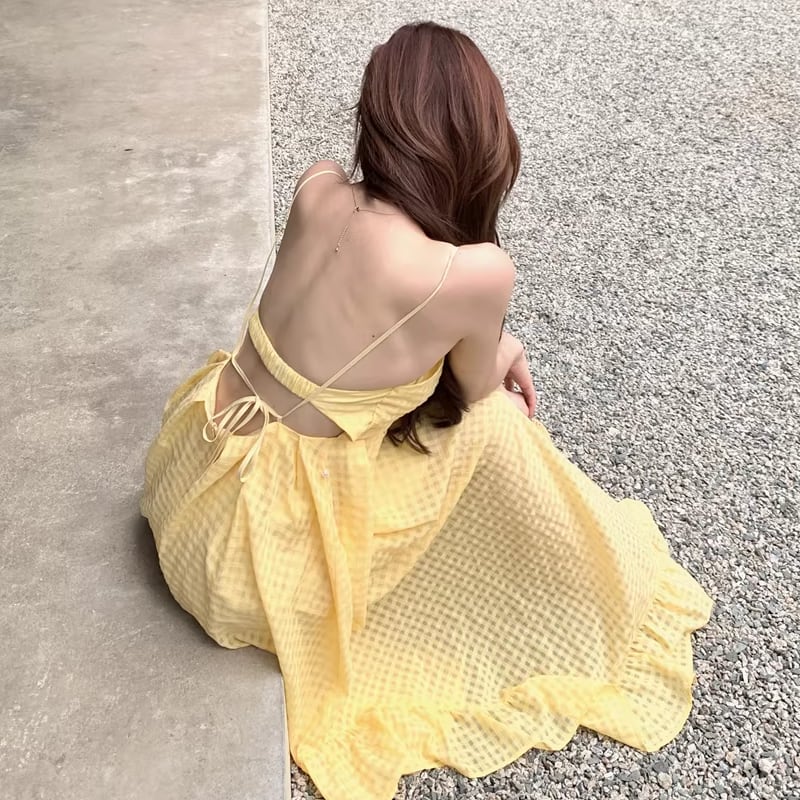 【dress】オープンバックホルターネックワンピース Q8316