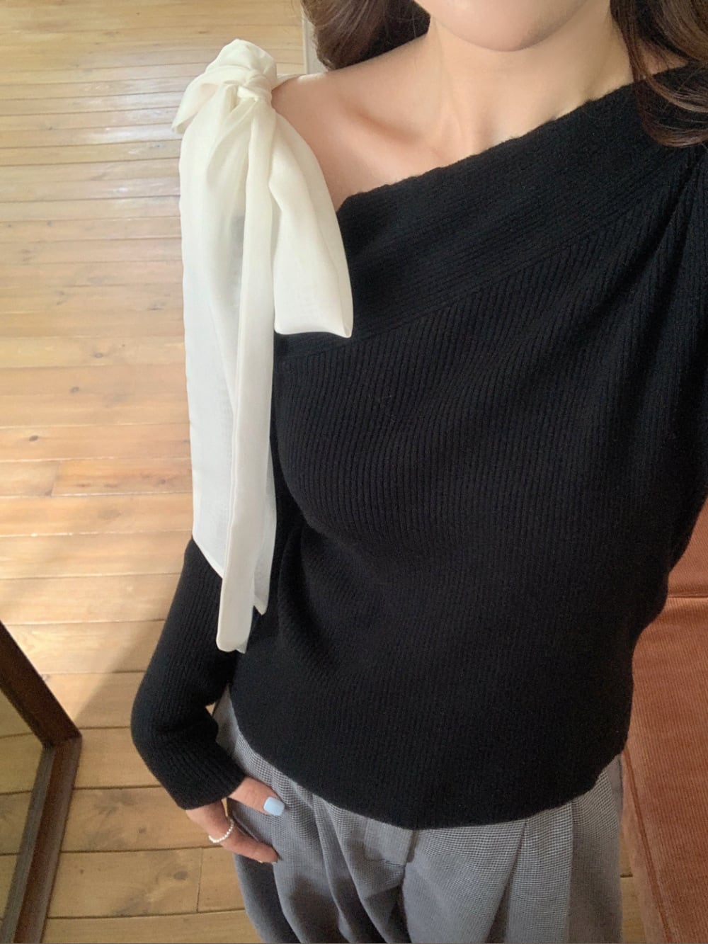 【tops】オフショルダーニットトップス　M26974