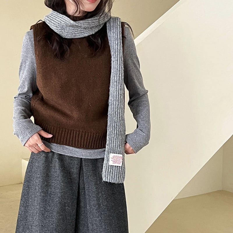 【outer】バックオープンニットベスト Q7096