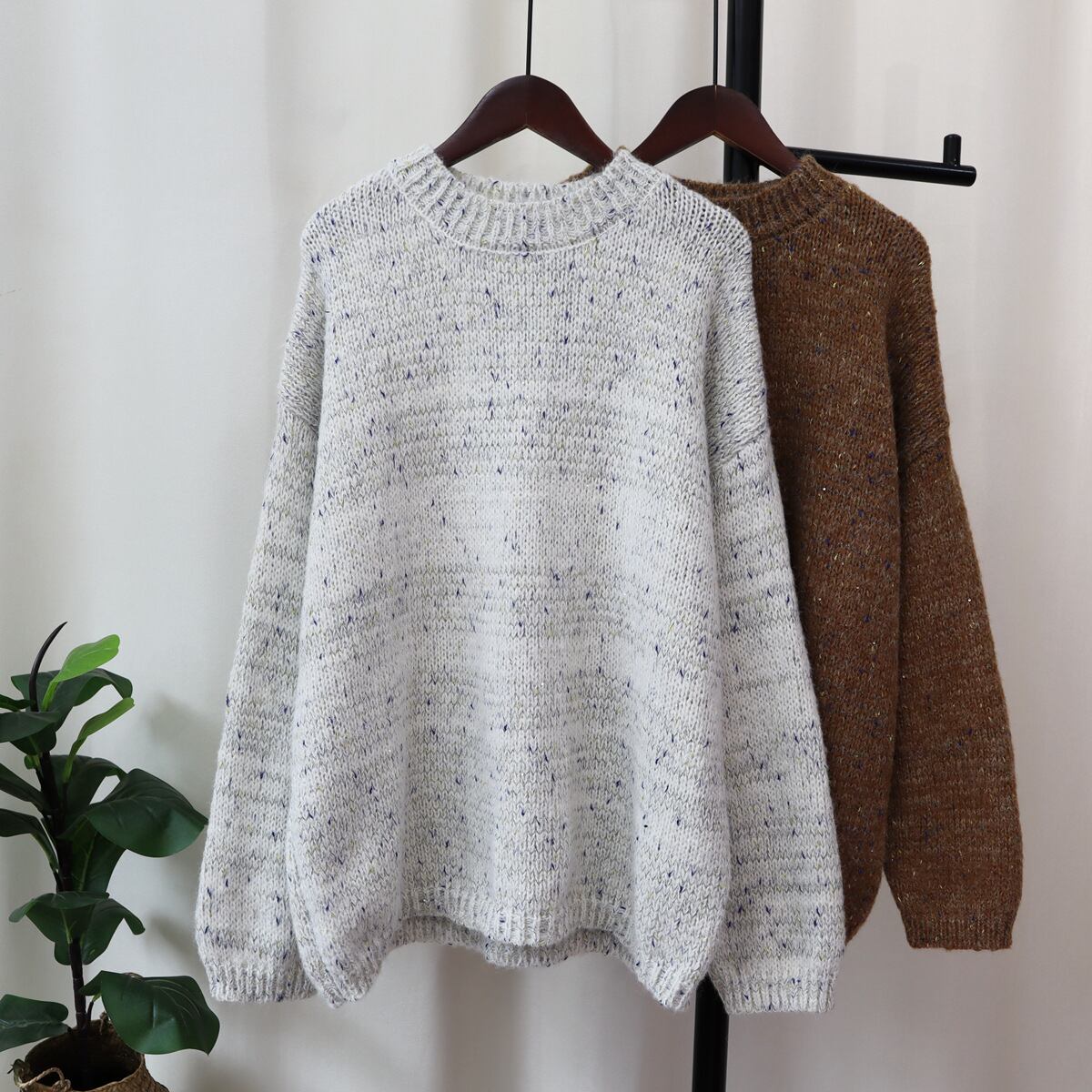 【tops】クルーネックニットセーター　M18874