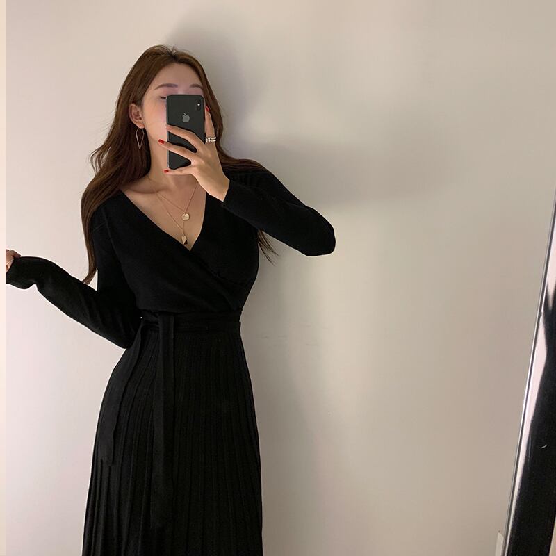 【dress】エレガント早い者勝ち 気質満点レトロ着痩せVネックニットワンピース G1759