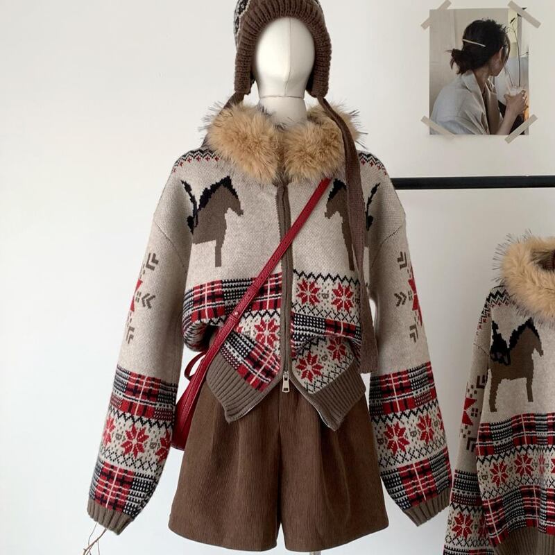 【outer】ファー付きニットカーディガン Q7611