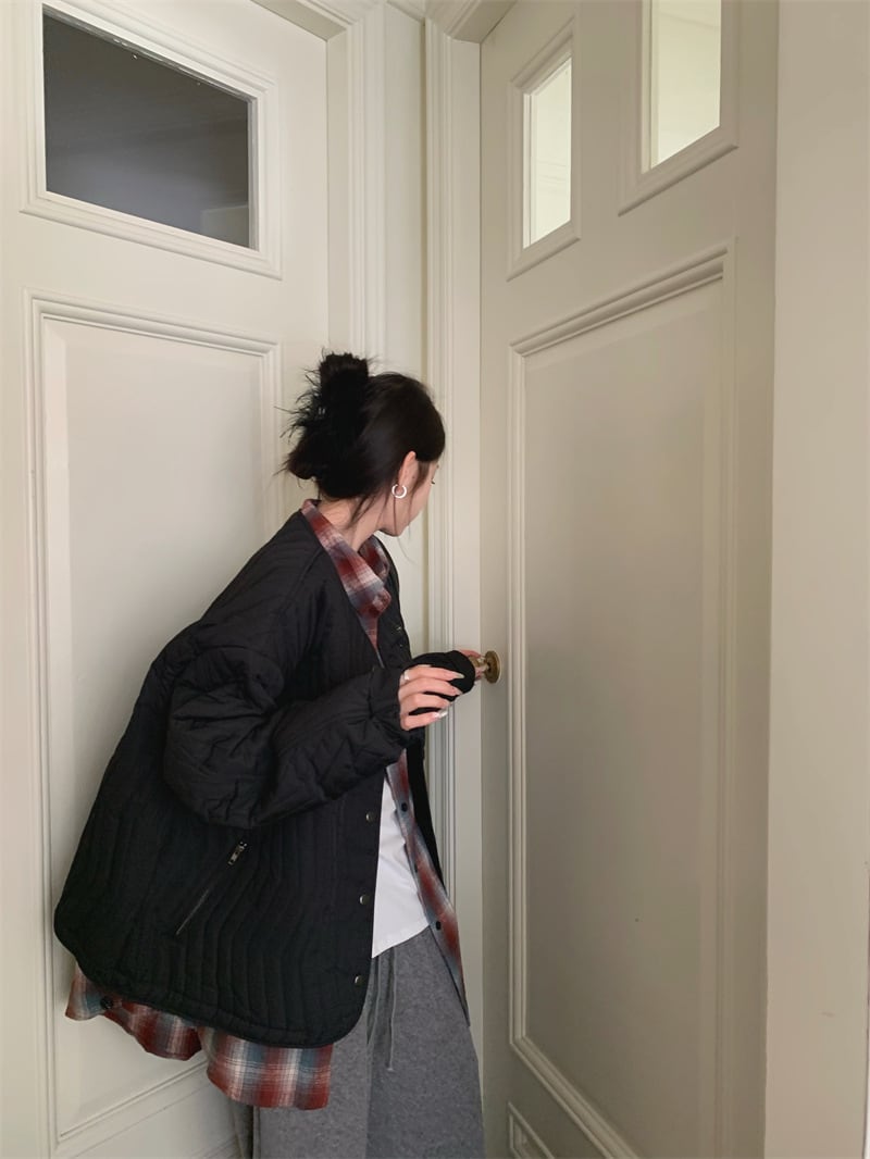 【outer】ラウンドネックショートダウン　M28264