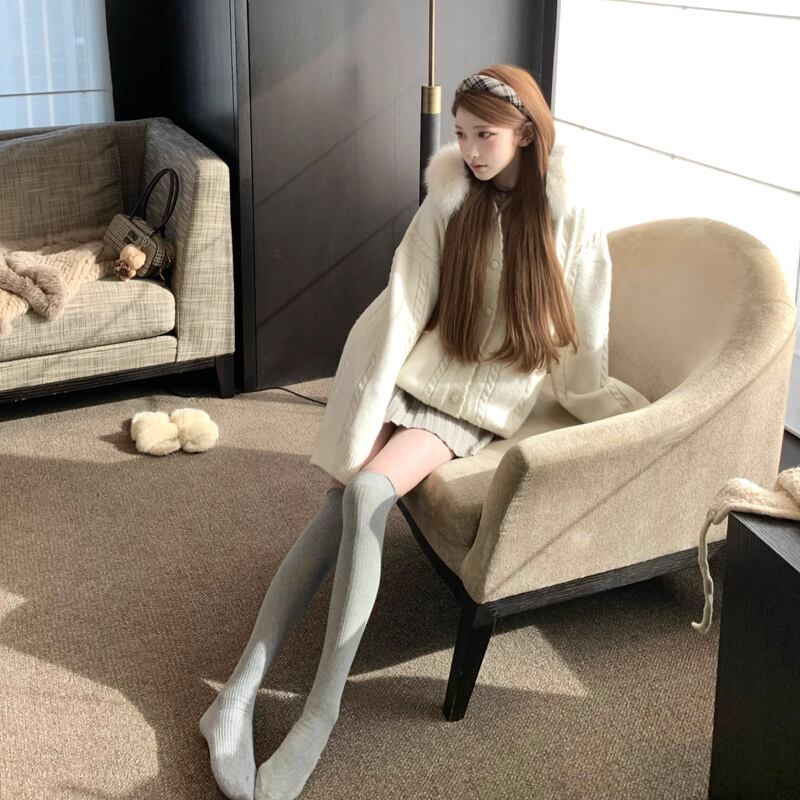 【outer】ファー付きニットカーディガン Q7253