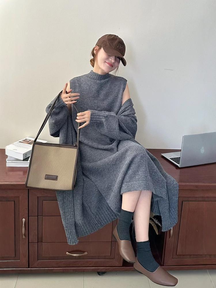 【set】ロング丈ニットカーデ×ベストワンピースセット　M26378