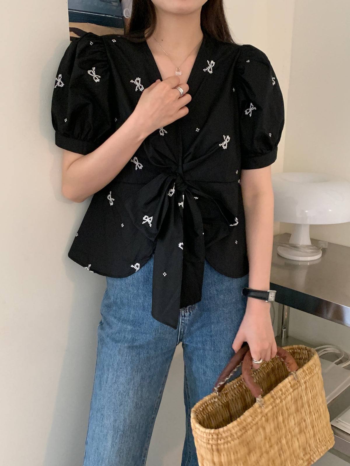 【tops】リボンプリントシャツトップス　M23890