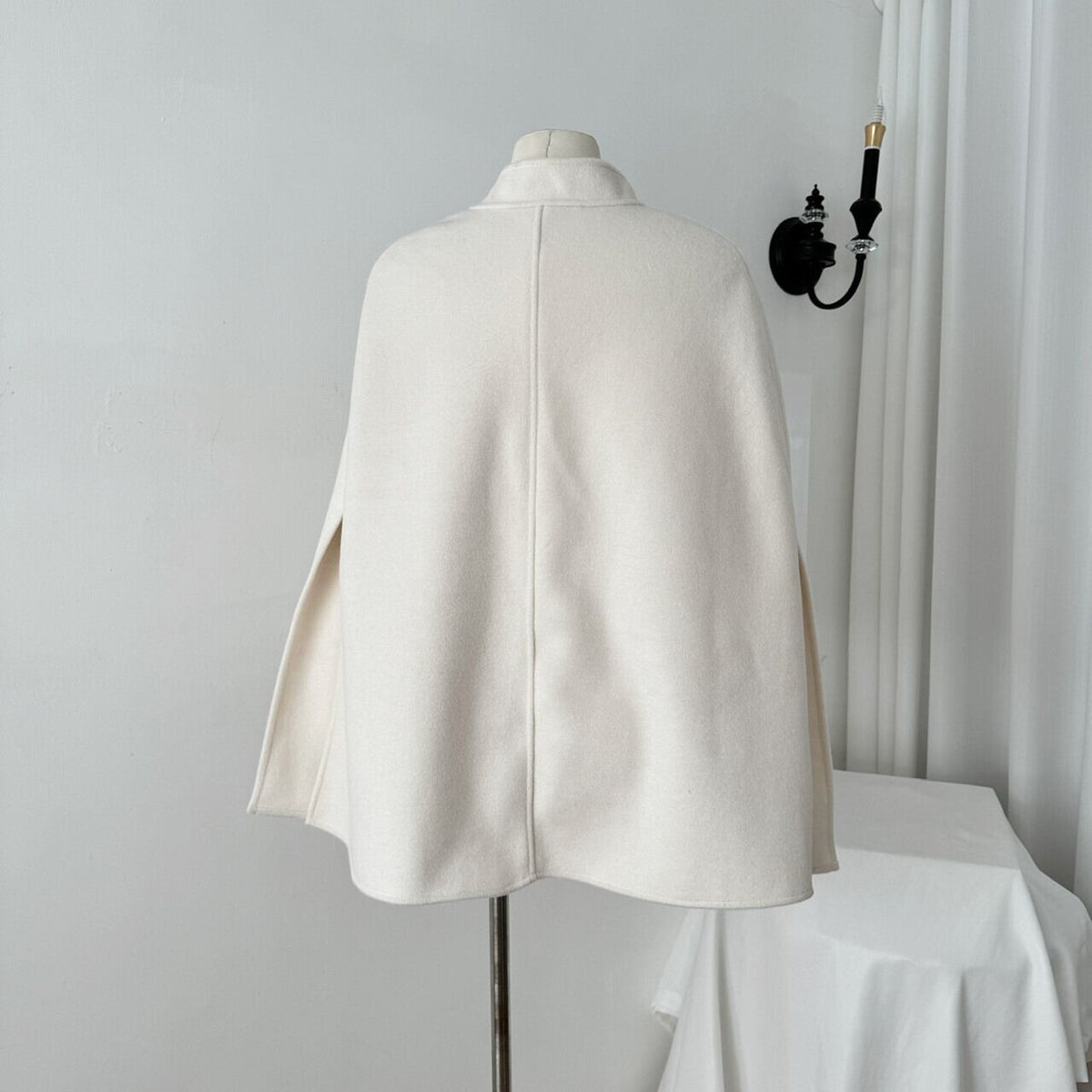 【outer】ポケファーケープコート　M27597
