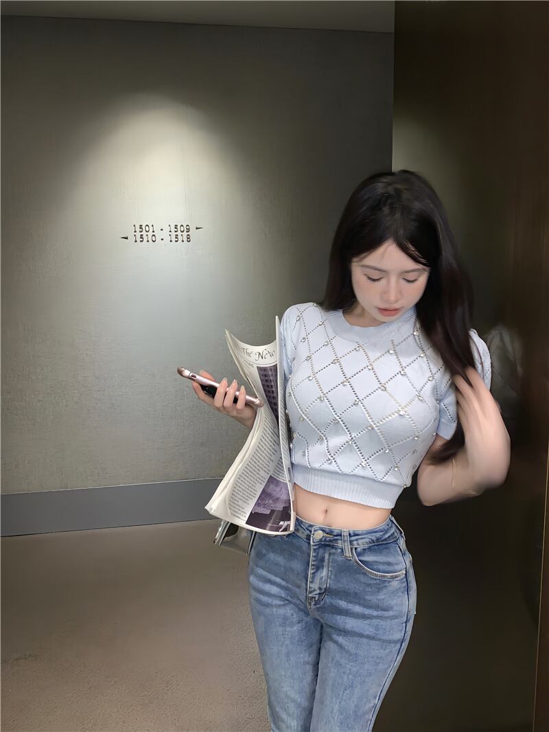 【tops】細身効果抜群♪夏新作3色ラウンドネック半袖ビーズ飾り体型カバー着回し薄手ニットF4718