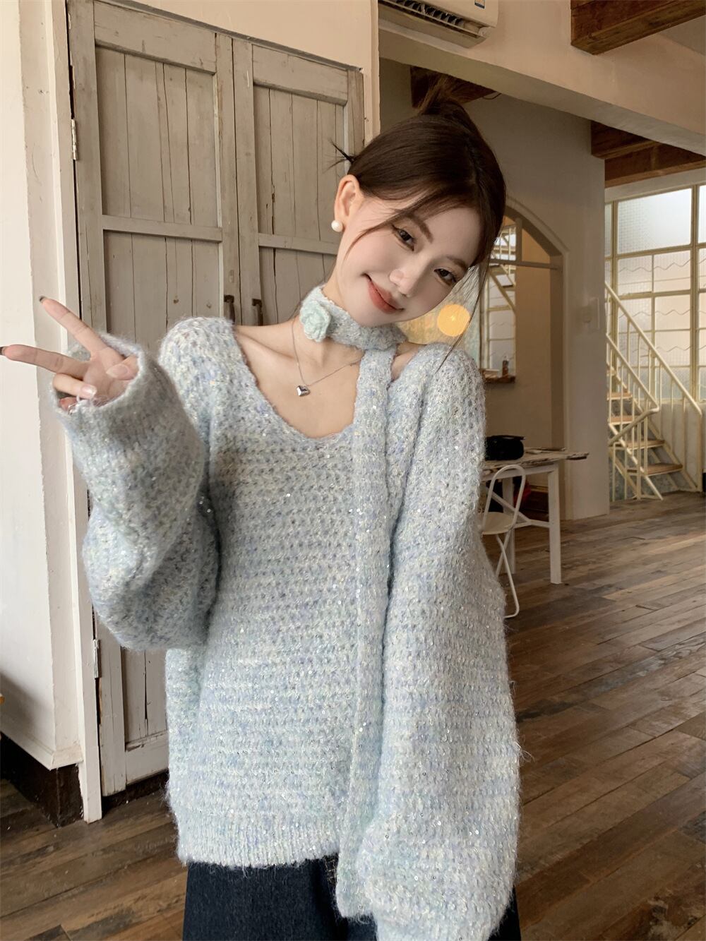 【tops】Vネックニットセーター　M27059