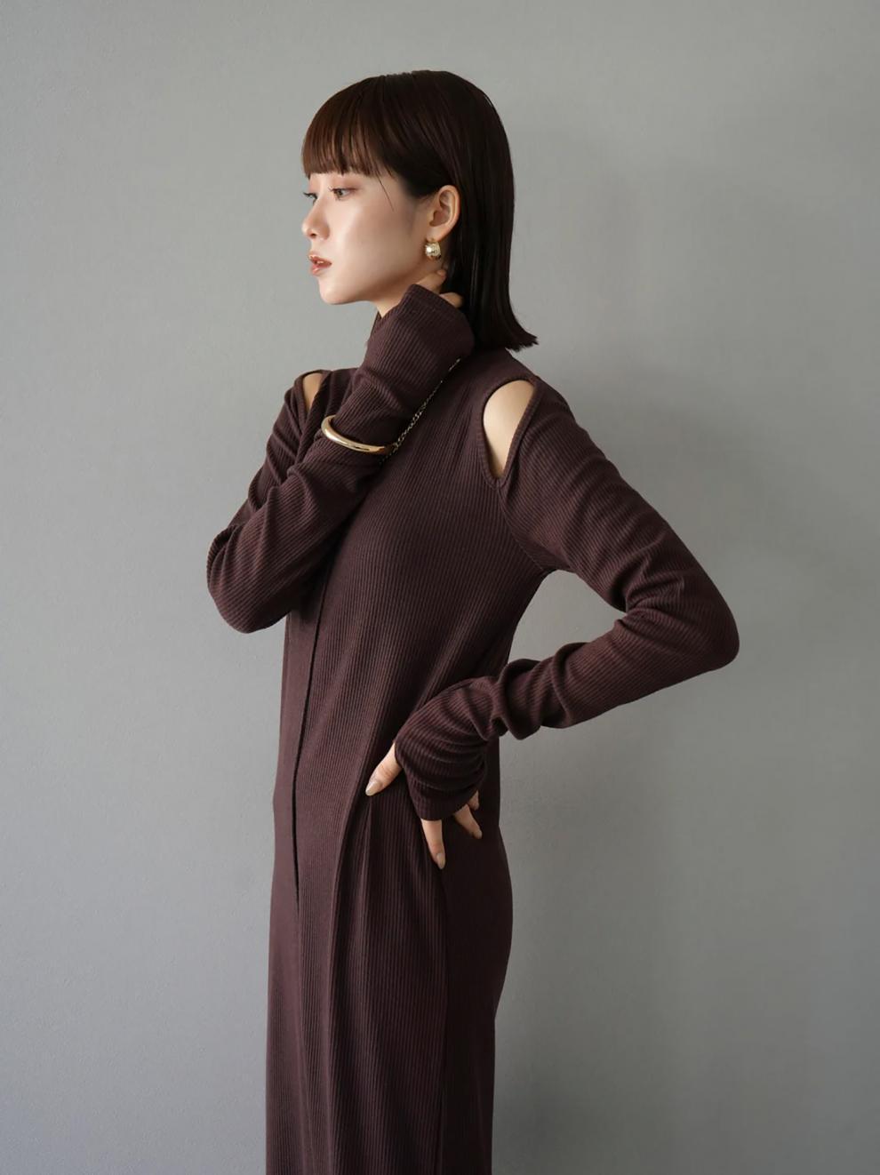 【dress】オフショルダーワンピース　M26626