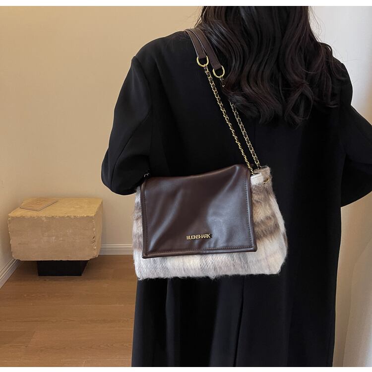 【小物】大容量ジッパーショルダーバッグG20148