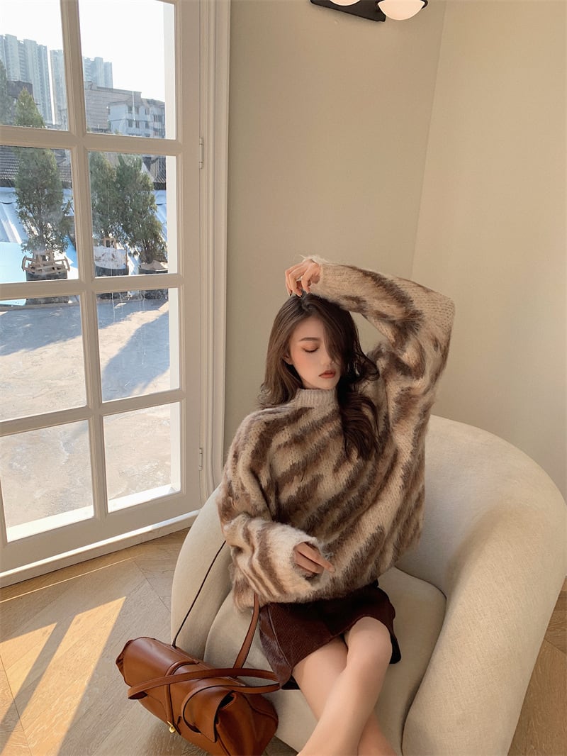 【tops】クルーネックニットセーター　M28534
