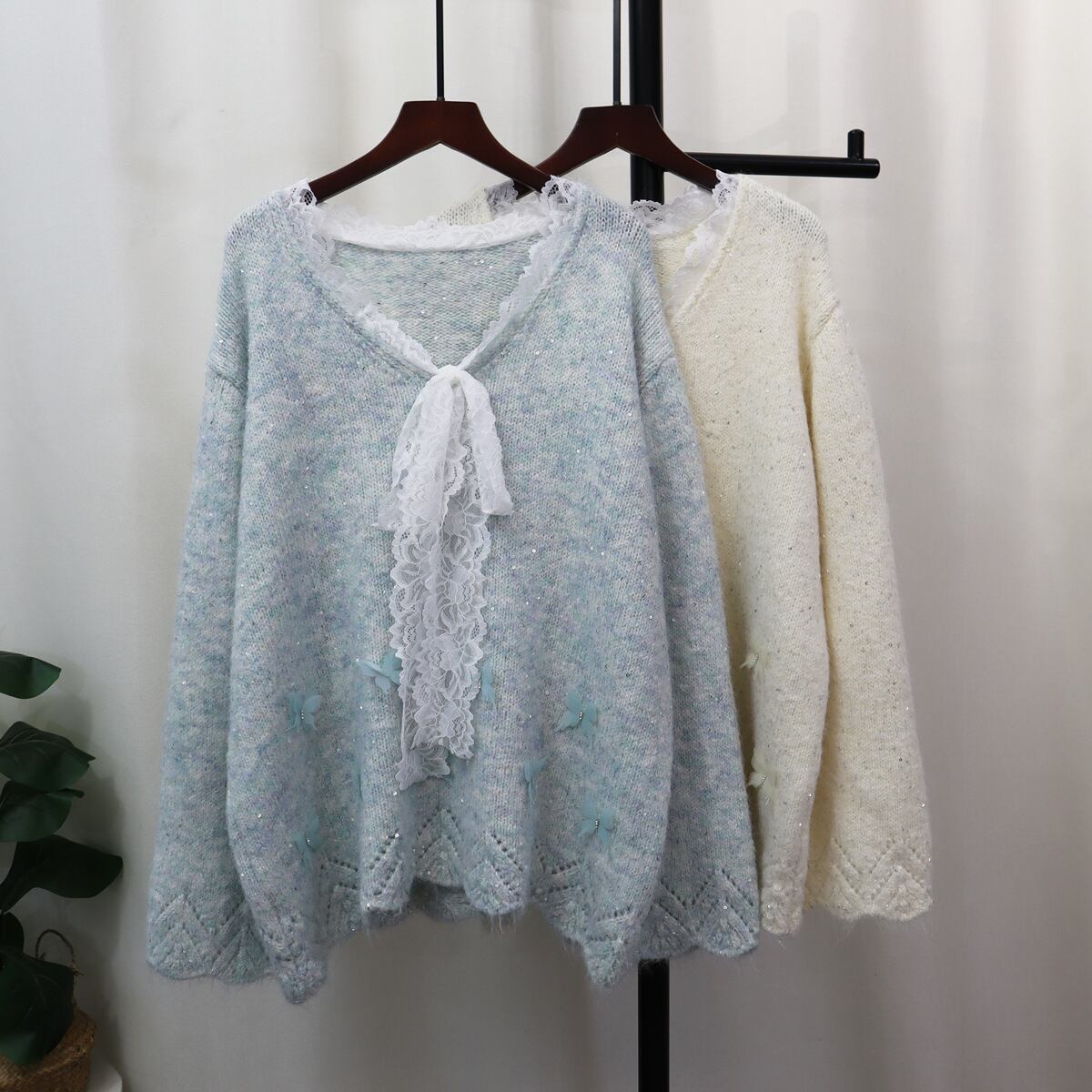 【tops】レース切り替えニットセーター　M28399