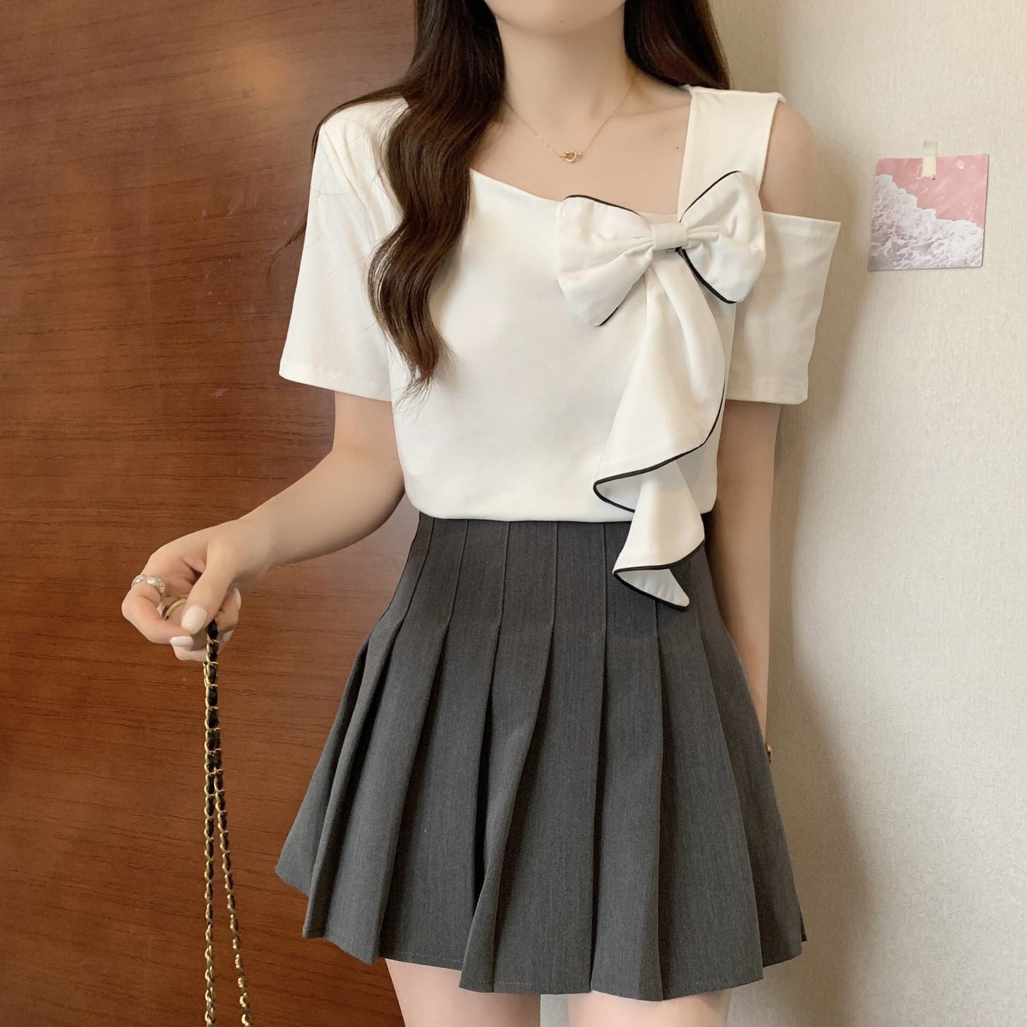 【tops】オフショルダーリボンTシャツG21045