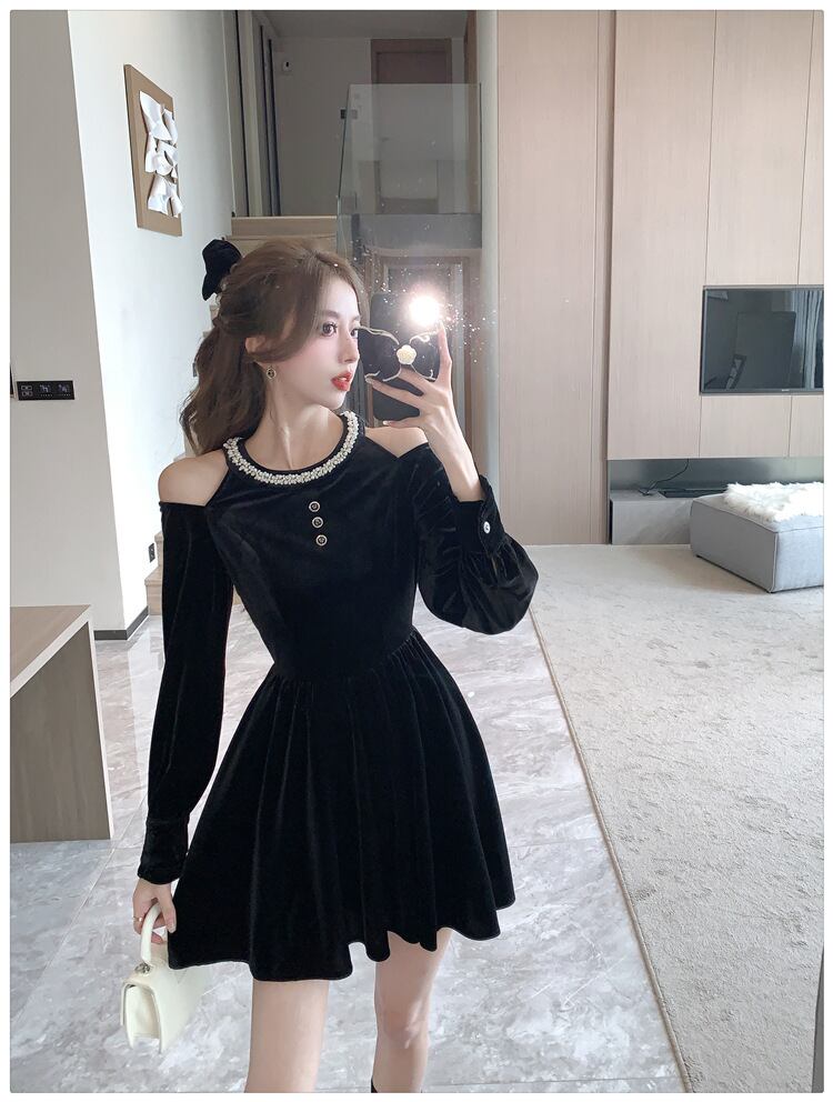 【dress】オフショルダーワンピース　M18564
