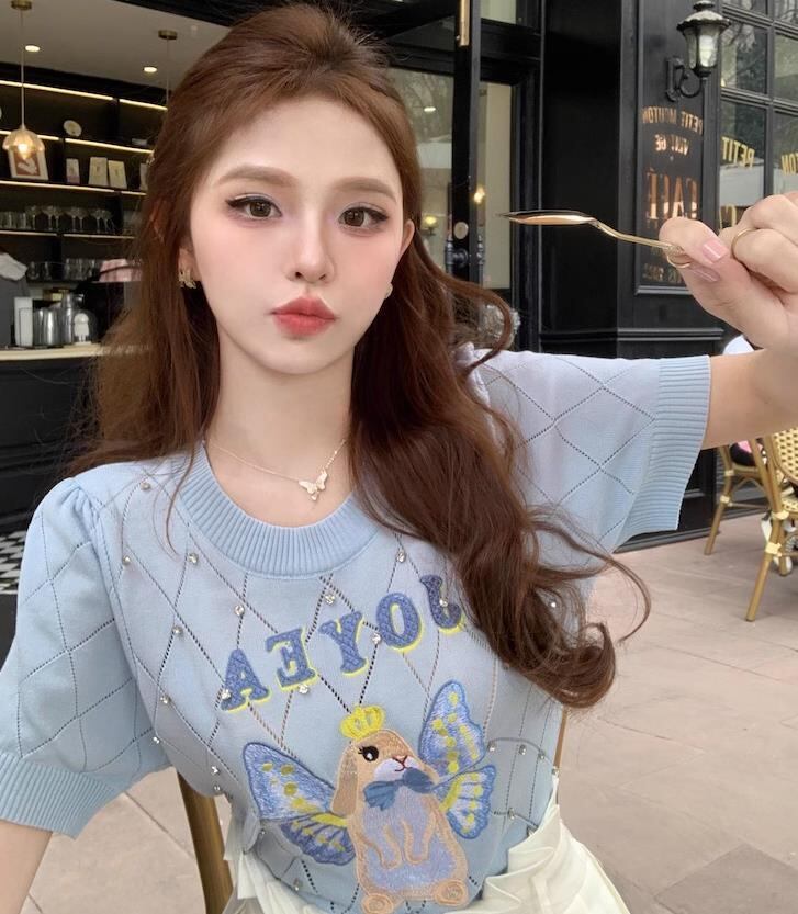 【tops】長袖ラインストーンニットＴシャツF7068