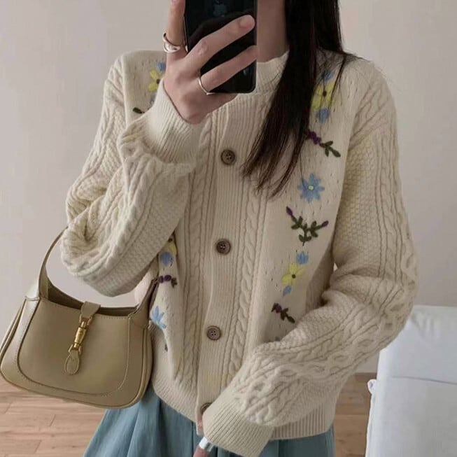 【outer】刺繍ニットカーデ　M27404