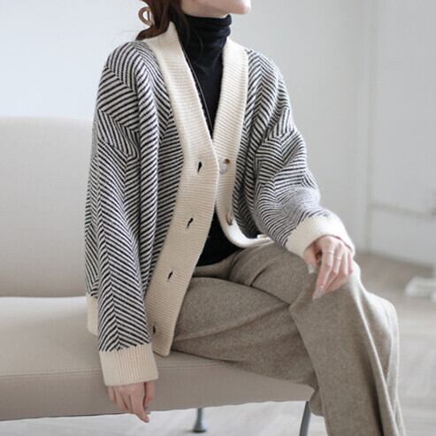 【outer】Vネックニットカーデ　M27225