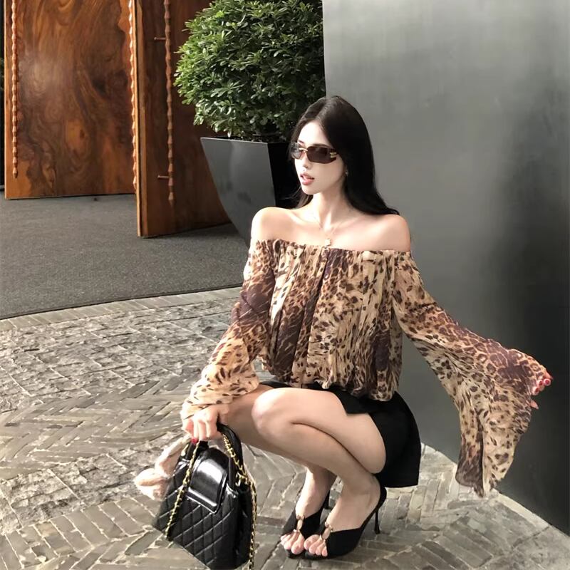 【tops】ヒョウ柄シフォントップス Q8079