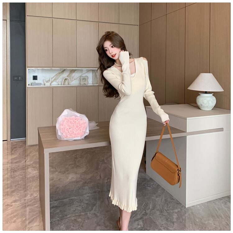 【dress】オフショルダーニットワンピース　M18813