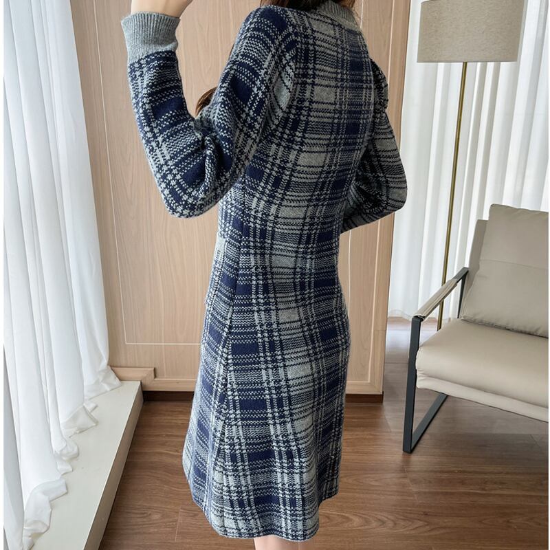 【dress】Vネックニットワンピース Q6780