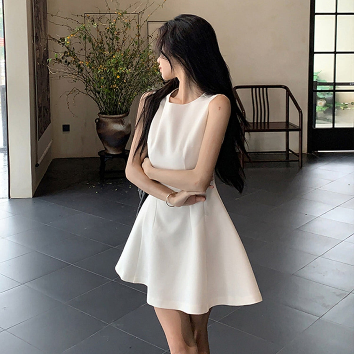 【dress】ノースリーブ美シルエットワンピース　N2662