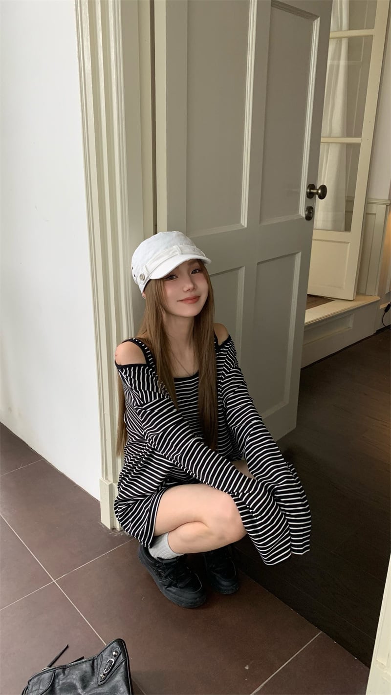 【tops】ボーダー柄長袖Tシャツ　M26180