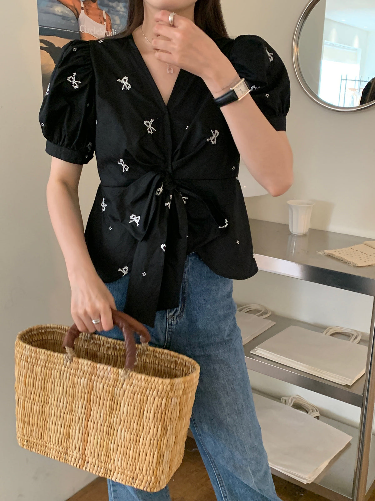 【tops】リボンプリントシャツトップス　M23890