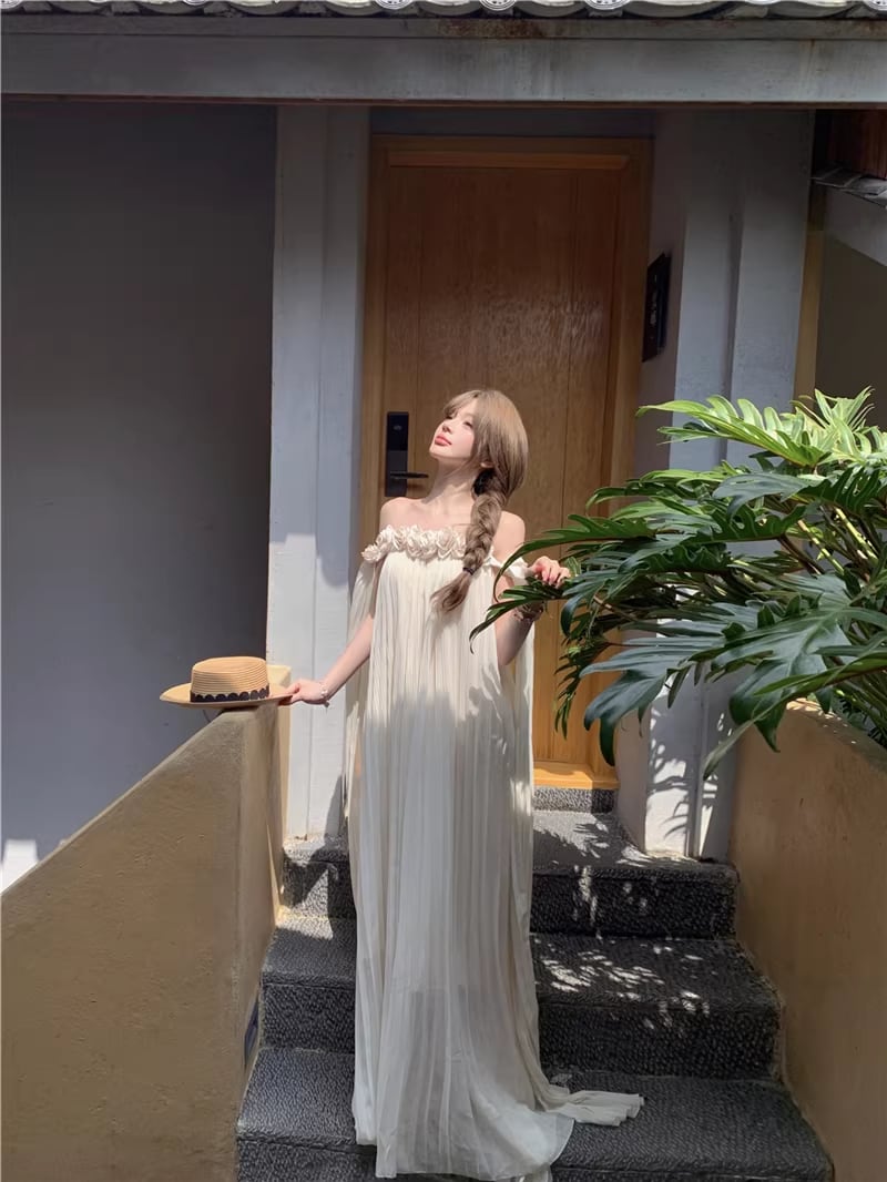 【dress】立体感フラワーオフショルダーワンピース Q8351