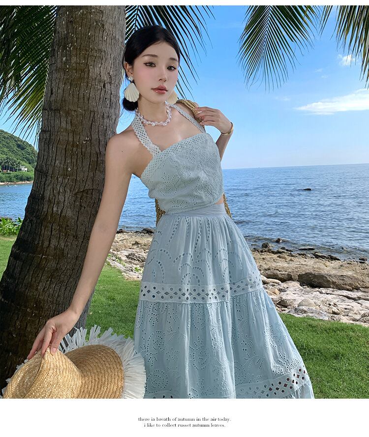 【dress】刺繍ホルターネックカットワークワンピース　M30102