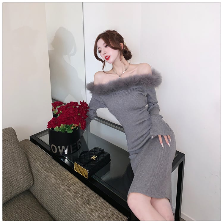【dress】フェザーオフショルダーニットワンピース　M17993
