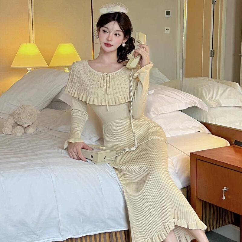 【dress】ラバティンカラーニットワンピース Q7046