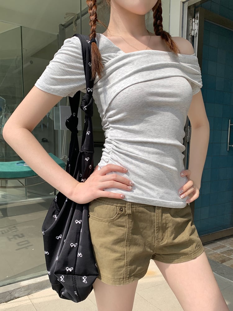 【tops】オフショルダーTシャツ　M25053