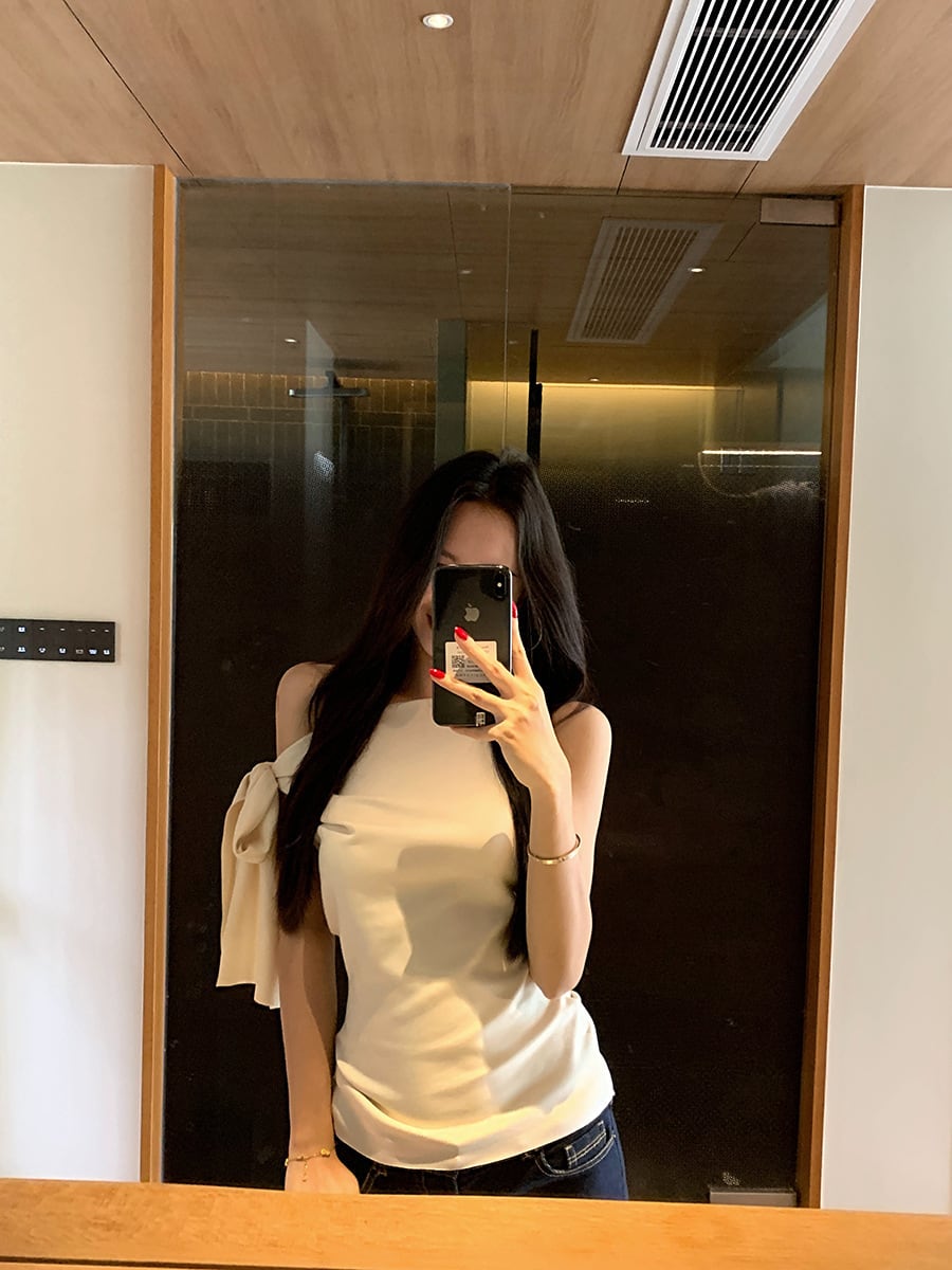 【tops】オフショルダーTシャツ　M29794