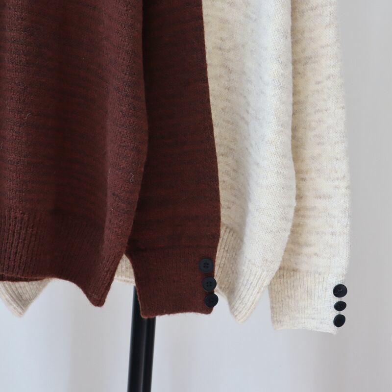 【tops】ボタンデザインニットセーター　M27817