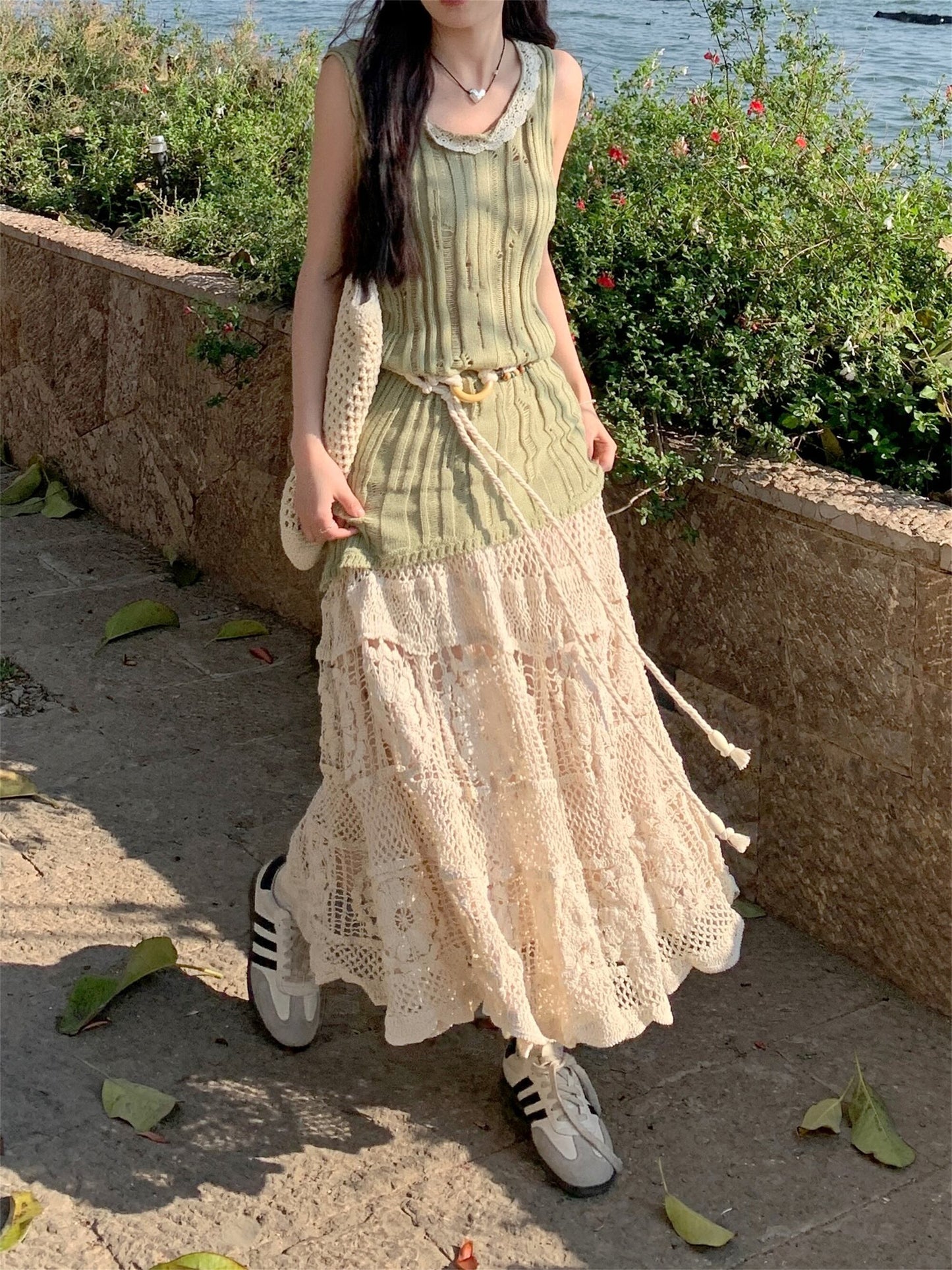 【set】ニットベスト+レース透かし彫りスカート２点セットG21099