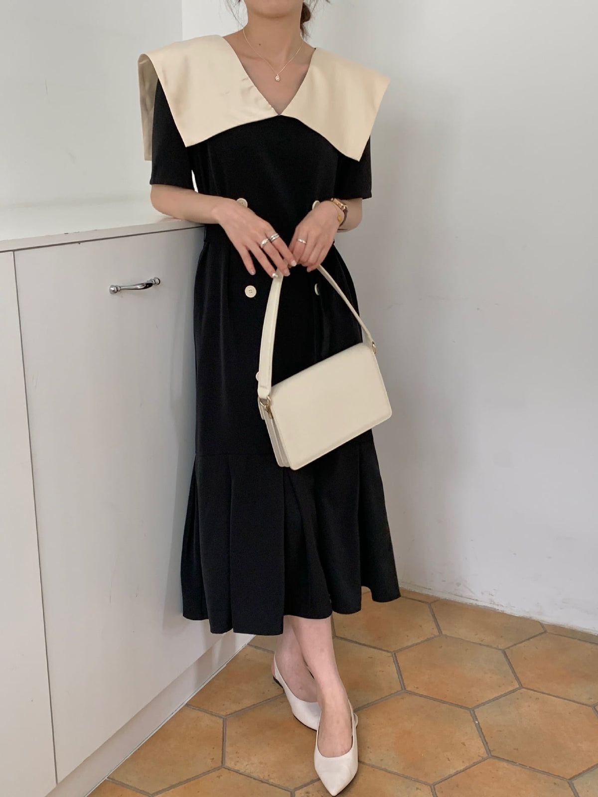 【dress】フリルダブルボタンワンピース　M24745