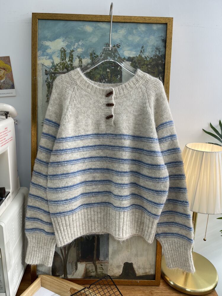 【tops】ボーダー柄ニットセーター　M28926
