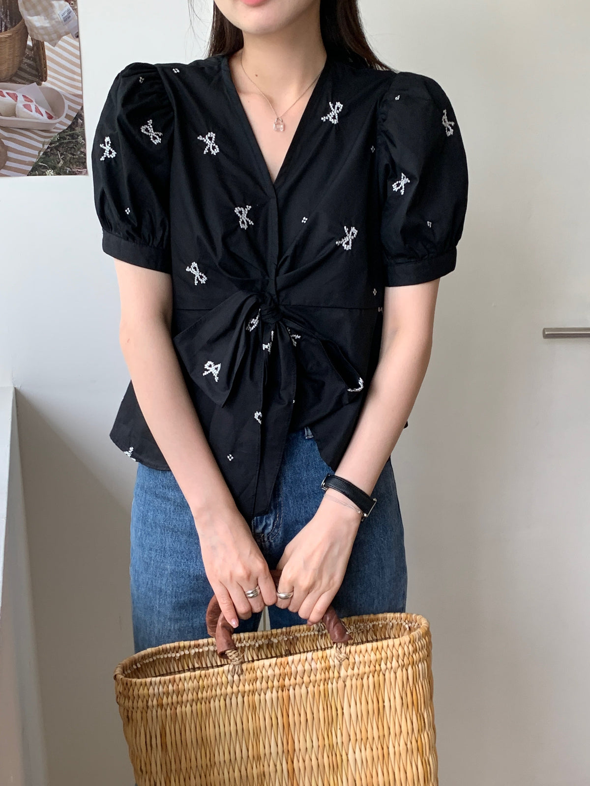 【tops】リボンプリントシャツトップス　M23890