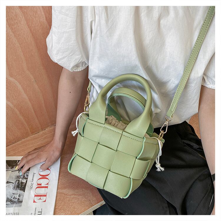 【小物】秋冬新作気質満点ファッション合わせやすい肩掛け斜め掛けバッグ G3582