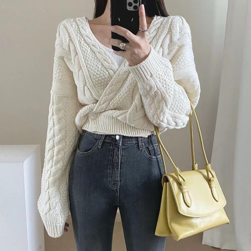 【tops】Vネックニットセーター　M25600