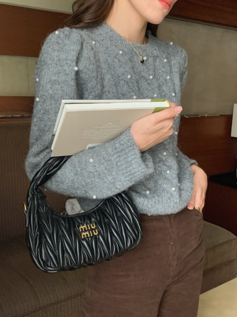 【tops】クルーネックニットセーター　M19019