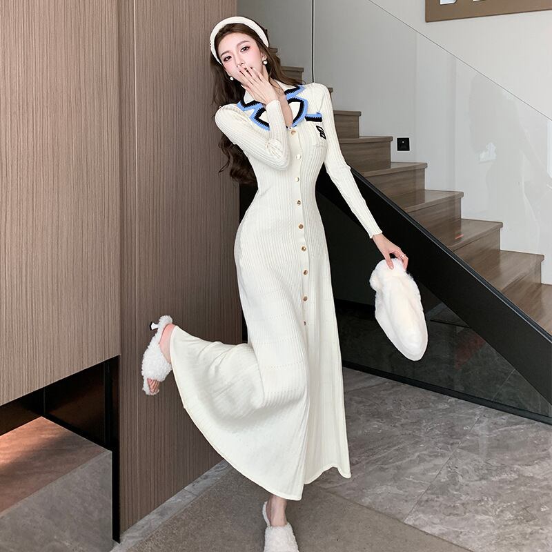 【dress】ボタンデザインニットワンピース　M18535