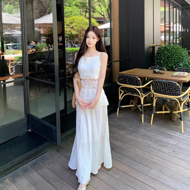 【dress】レースカットワークドッキングキャミワンピース Q8481