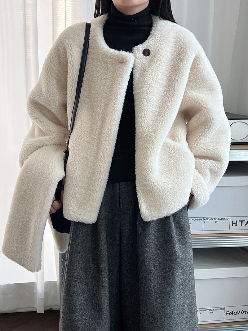 【outer】スカーフ付きシープボアコート Q7225