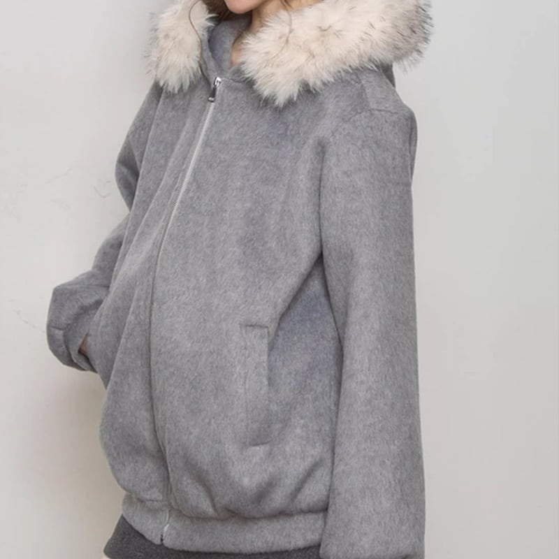 【outer】ファー付きジップパーカー Q7228