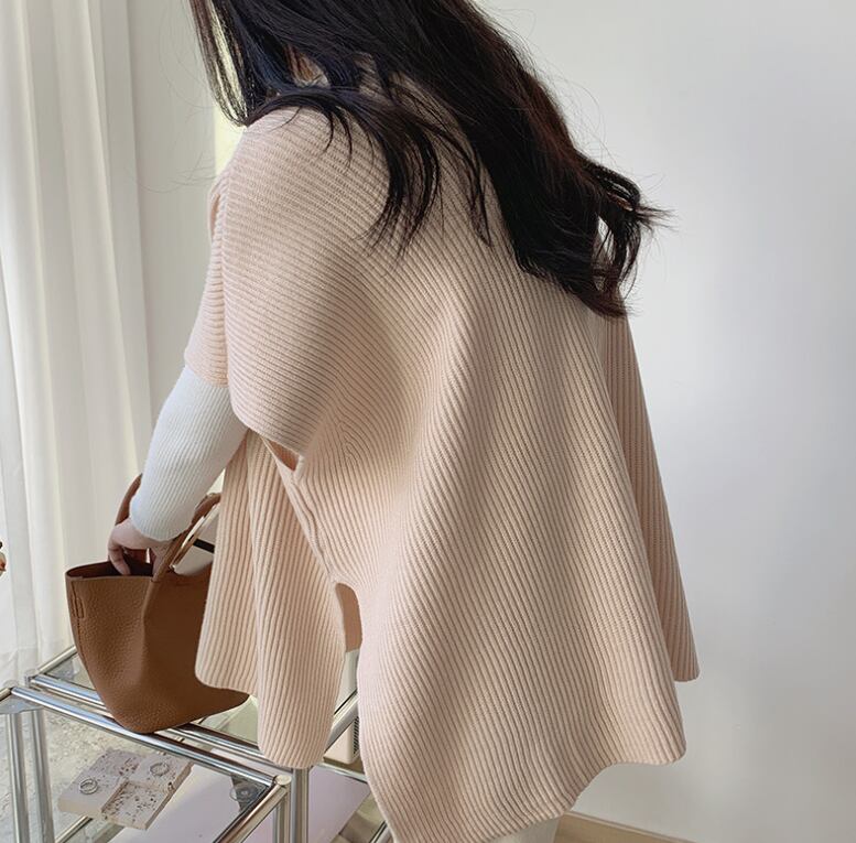 【tops】スリットケープニットジレ　M18411