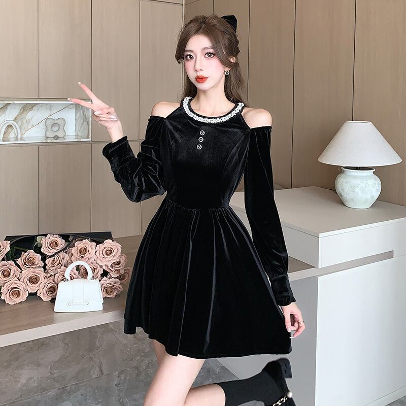 【dress】オフショルダーワンピース　M18564