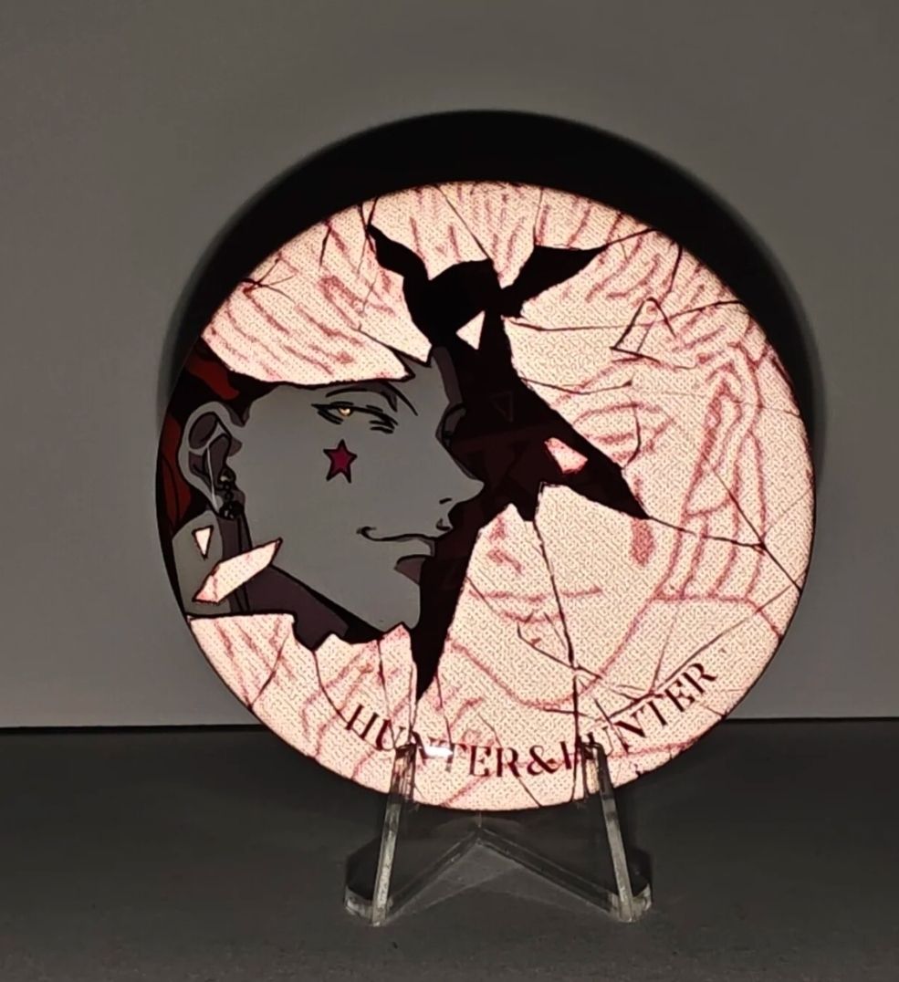 【GOODS】HUNTER×HUNTER 割れたガラス 58mm 缶バッジ Q2240